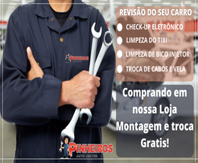 Mecânicos trabalhando